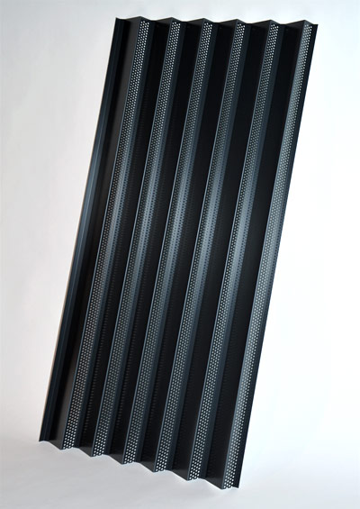 Pilov&yacute; profil, perforovan&yacute; můstek