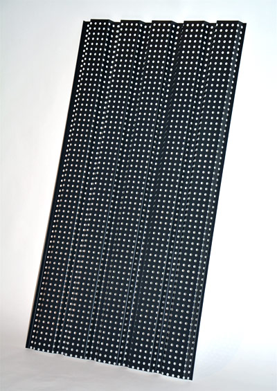 Trap&eacute;zov&yacute; profil, plně perforovan&yacute;